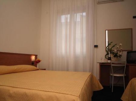 Hotel Masaccio San Giovanni Valdarno Chambre photo
